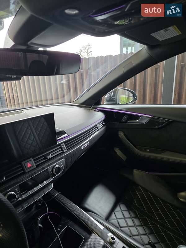 Седан Audi S4 2020 в Киеве