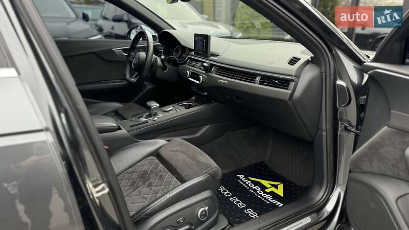 Седан Audi S4 2019 в Києві