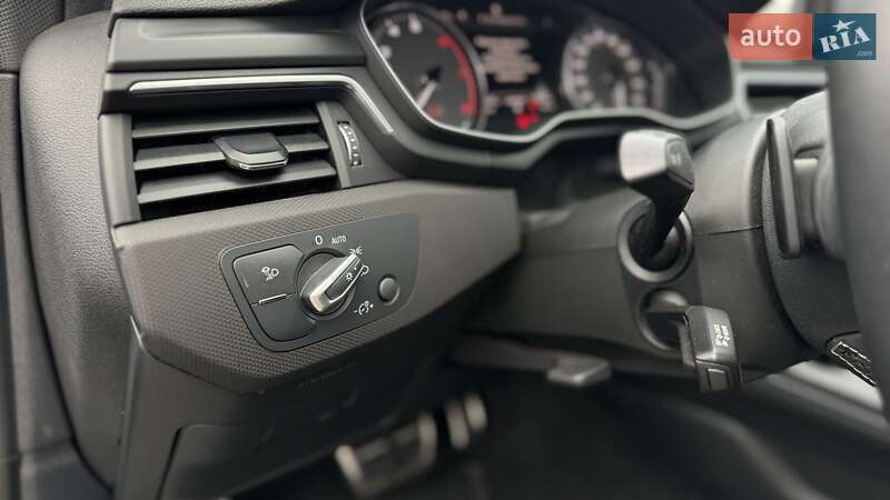 Седан Audi S4 2019 в Києві