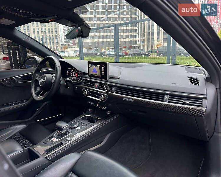Седан Audi S4 2017 в Киеве фото 51 Седан Audi S4 2017 в Киеве