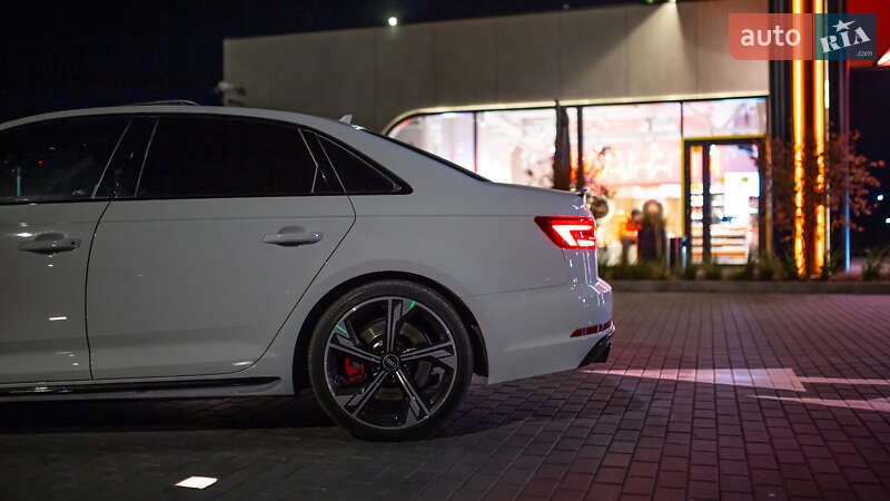 Седан Audi S4 2018 в Чернівцях фото 9 Седан Audi S4 2018 в Чернівцях