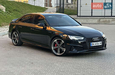 Седан Audi S4 2018 в Ровно