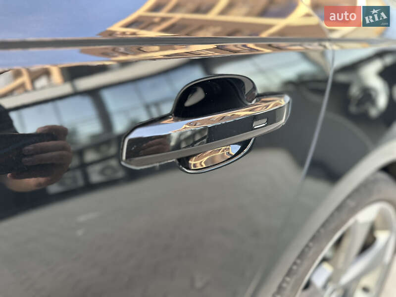 Седан Audi S4 2018 в Ровно