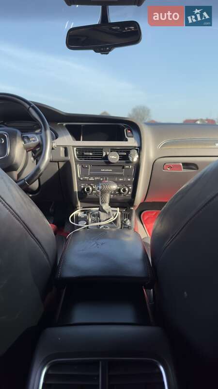 Седан Audi S4 2011 в Ивано-Франковске