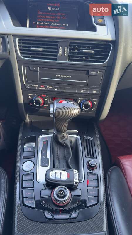 Седан Audi S4 2011 в Ивано-Франковске