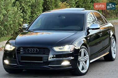 Седан Audi S4 2012 в Ровно