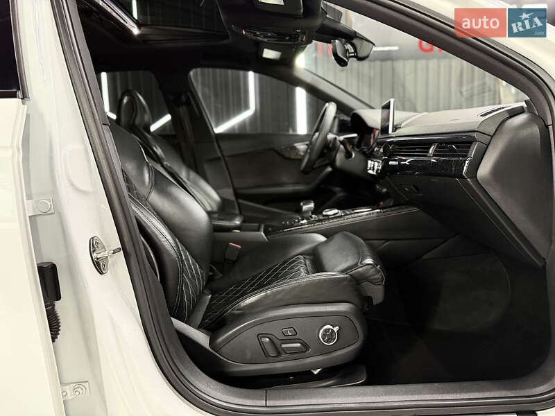 Седан Audi S4 2017 в Одесі фото 15 Седан Audi S4 2017 в Одесі