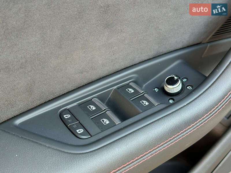 Седан Audi S4 2023 в Одесі фото 11 Седан Audi S4 2023 в Одесі