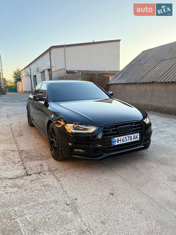 Седан Audi S4 2014 в Одессе