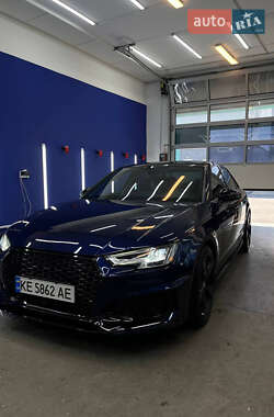 Седан Audi S4 2018 в Харкові