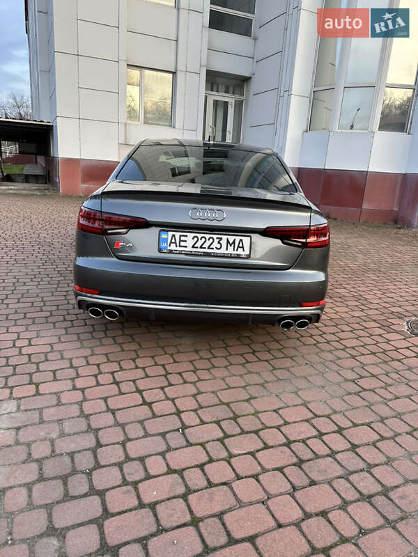 Седан Audi S4 2017 в Кам'янському фото 7 Седан Audi S4 2017 в Кам'янському