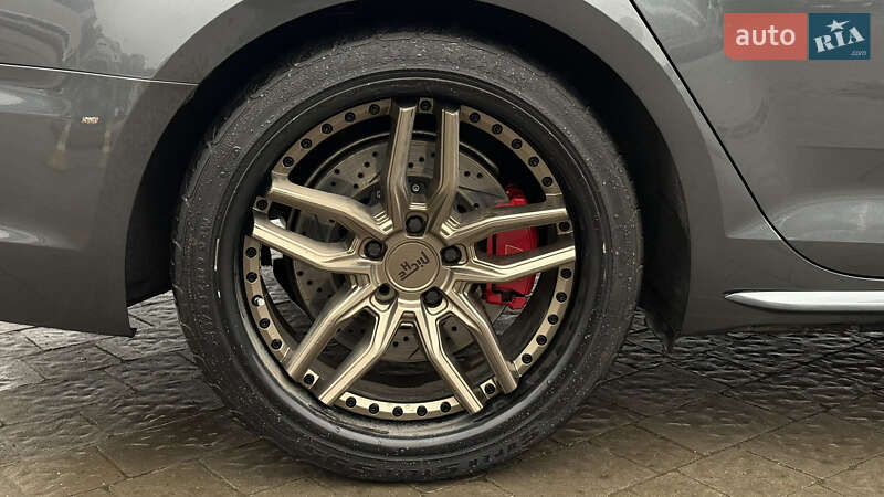 Седан Audi S4 2017 в Ивано-Франковске