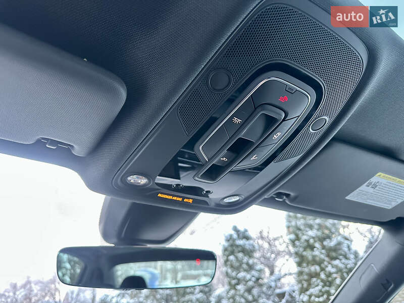 Седан Audi S4 2019 в Киеве