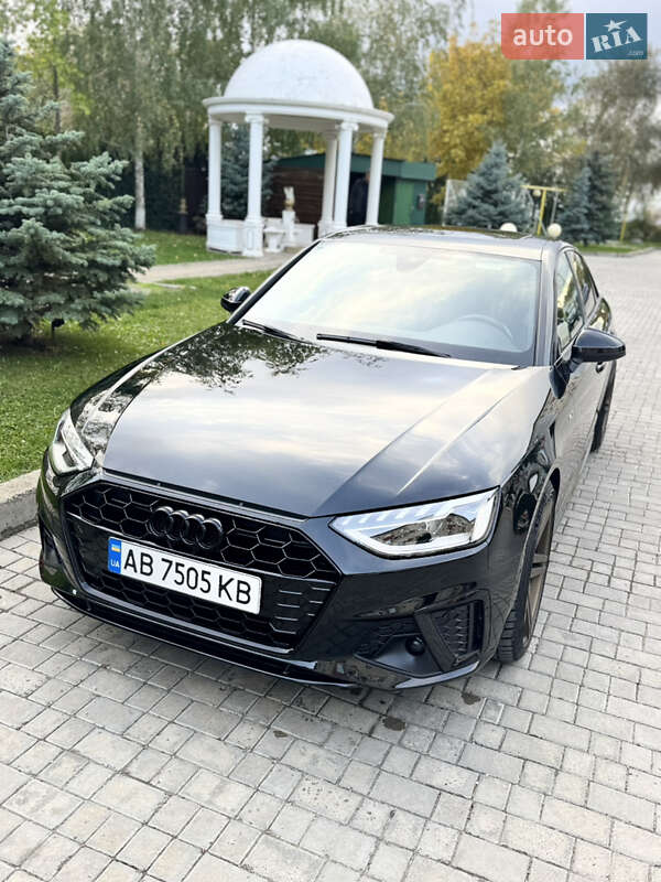 Седан Audi S4 2018 в Очакове