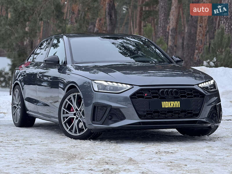 Седан Audi S4 2022 в Киеве
