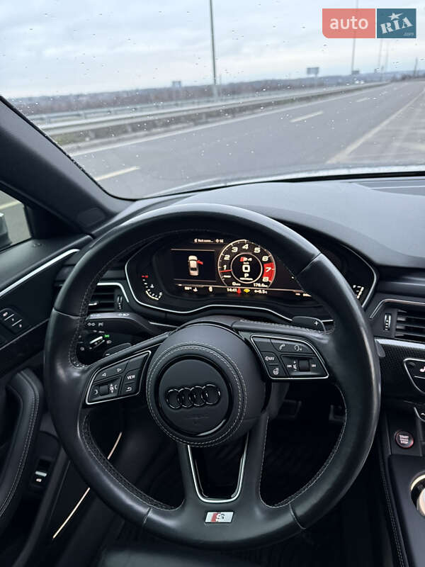 Седан Audi S4 2017 в Полтаве