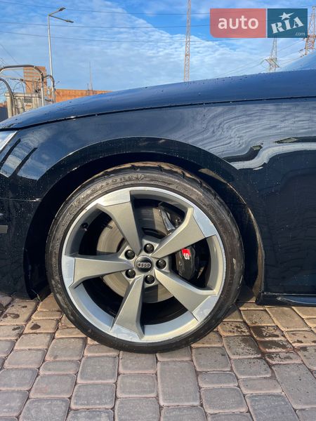 Седан Audi S4 2018 в Кривому Розі