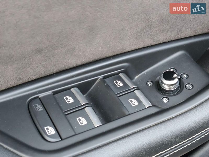 Седан Audi S4 2017 в Киеве фото 16 Седан Audi S4 2017 в Киеве