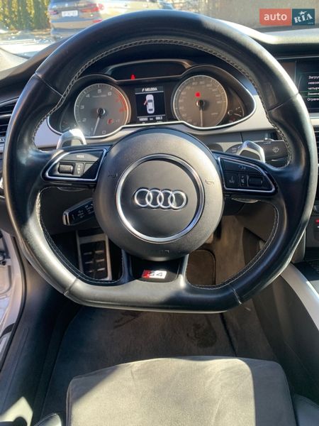 Седан Audi S4 2014 в Львове