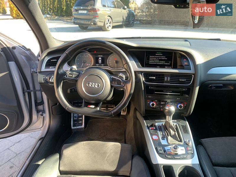Седан Audi S4 2014 в Львове