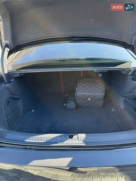 Седан Audi S4 2018 в Днепре