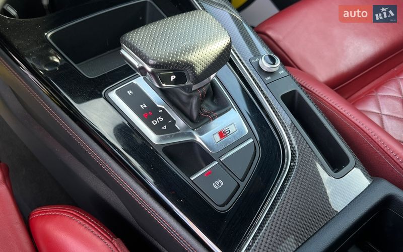 Седан Audi S4 2020 в Львові