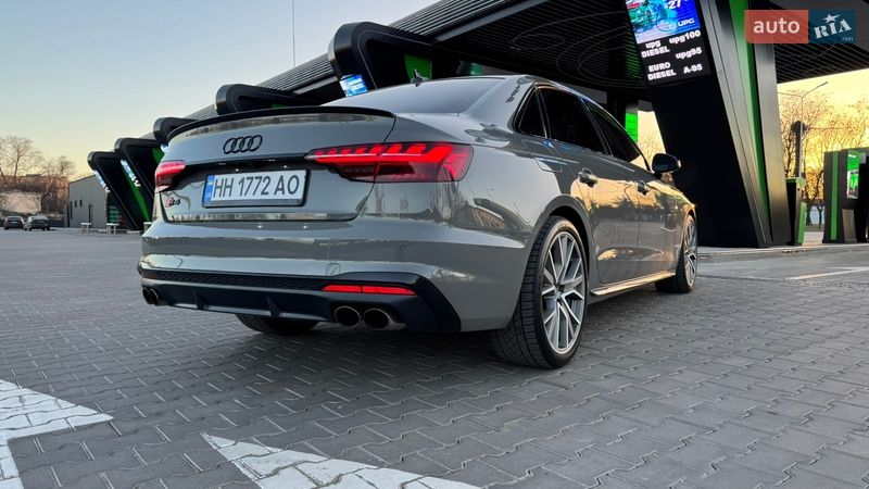 Седан Audi S4 2020 в Одессе