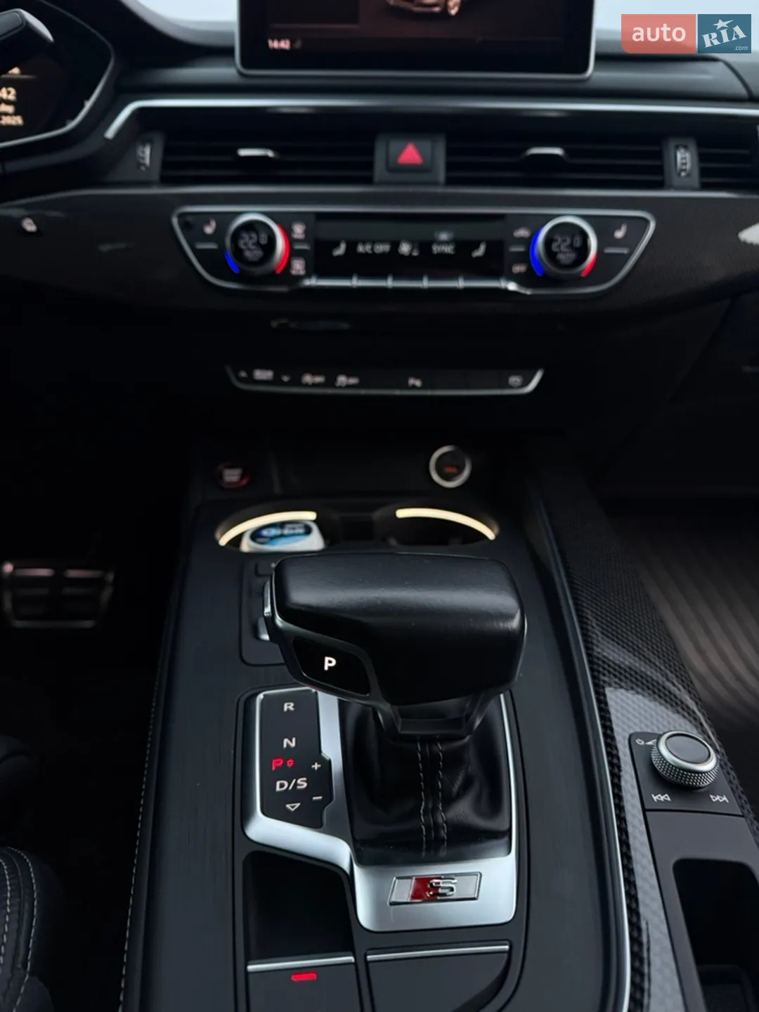 2017 Audi S4 - мініатюра 24