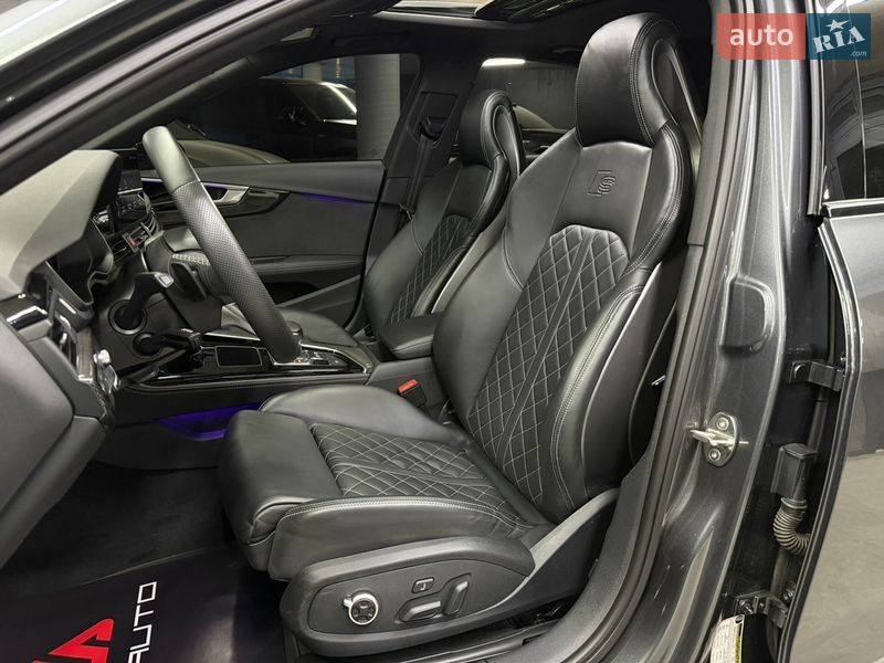 Седан Audi S4 2023 в Одессе