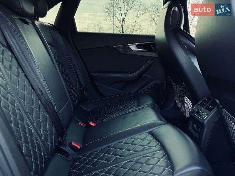 Седан Audi S4 2020 в Києві