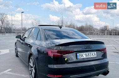 Седан Audi S4 2018 в Киеве