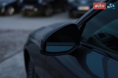 Седан Audi S4 2022 в Львове
