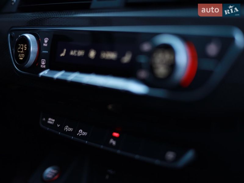 Седан Audi S4 2022 в Львове фото 47 Седан Audi S4 2022 в Львове