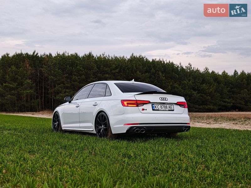 Седан Audi S4 2018 в Луцке фото 5 Седан Audi S4 2018 в Луцке