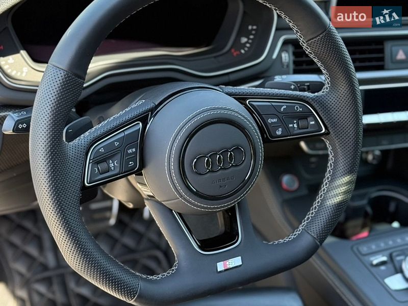 Седан Audi S4 2019 в Ірпені