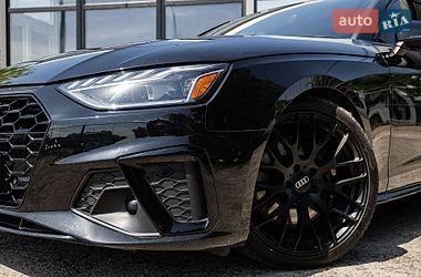 Седан Audi S4 2022 в Киеве