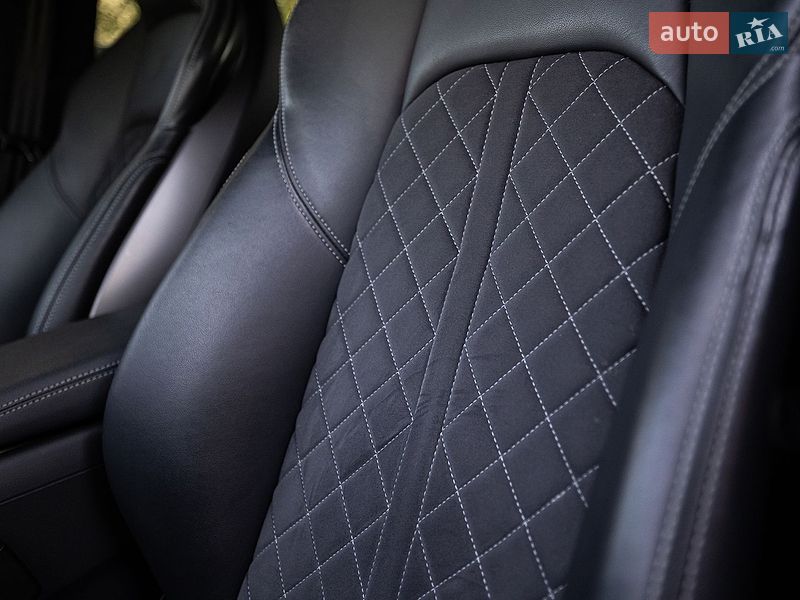 Седан Audi S4 2022 в Киеве