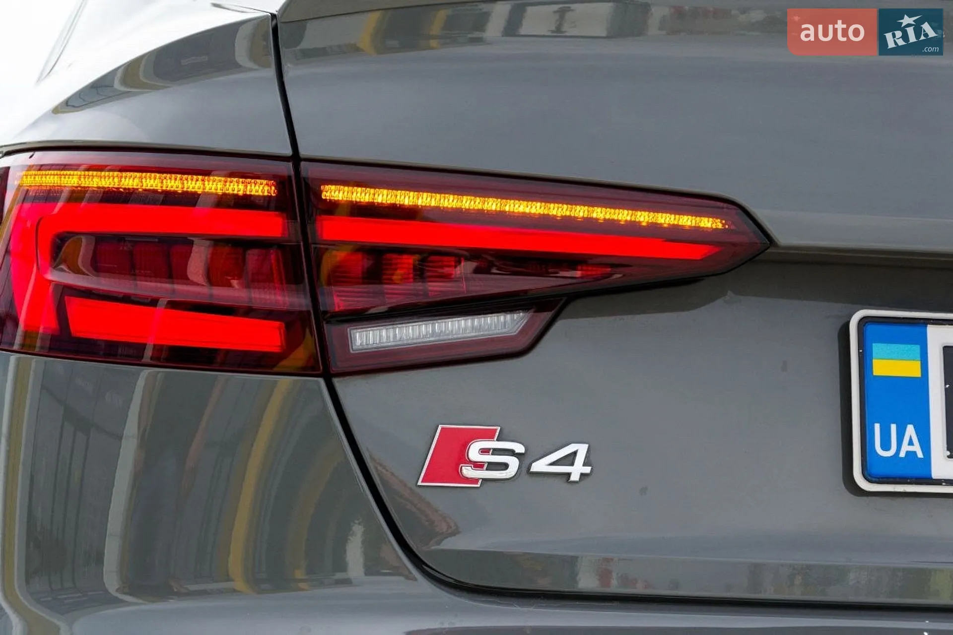 2019 Audi S4 - мініатюра 15