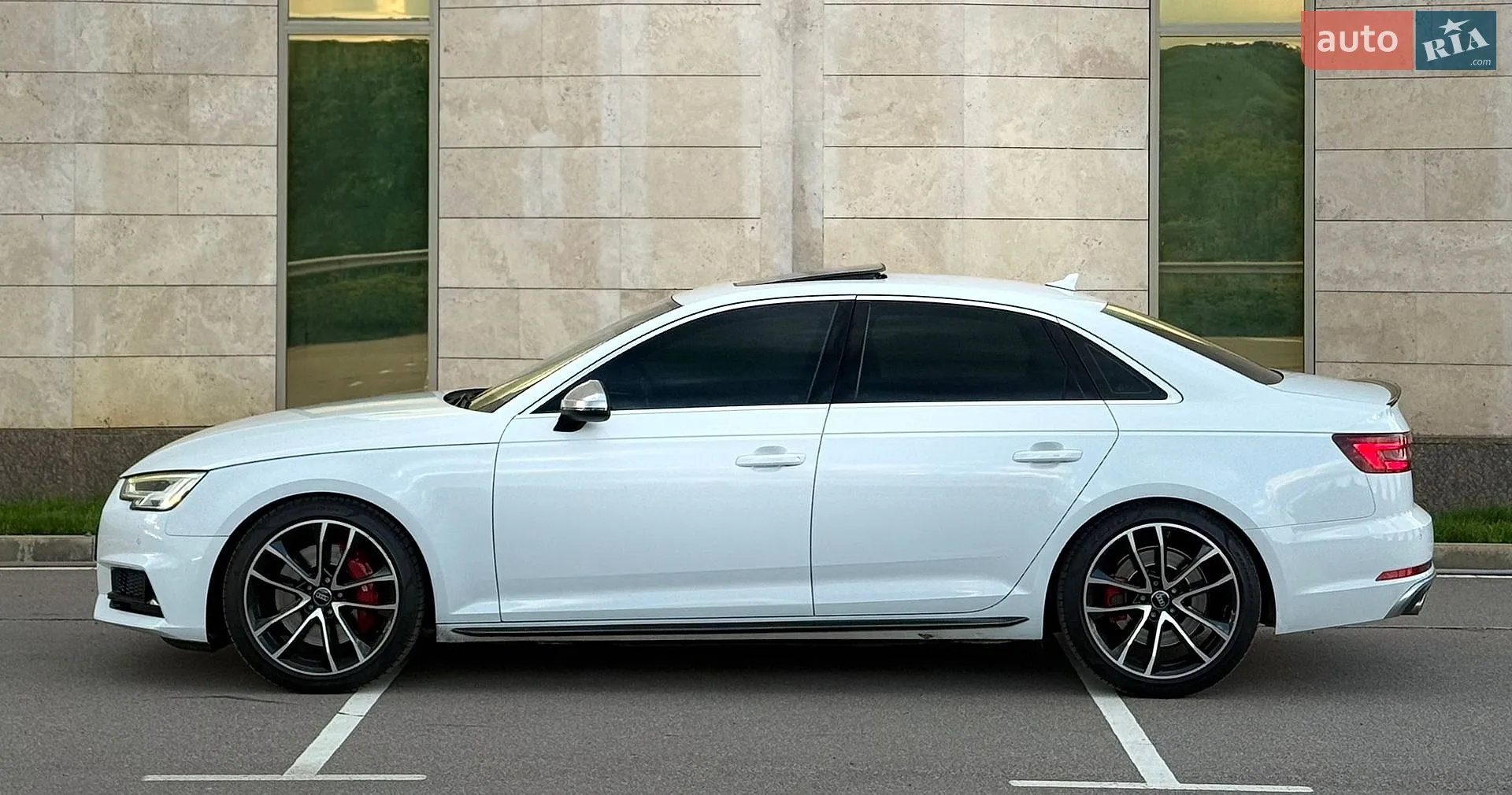 2017 Audi S4 - мініатюра 3