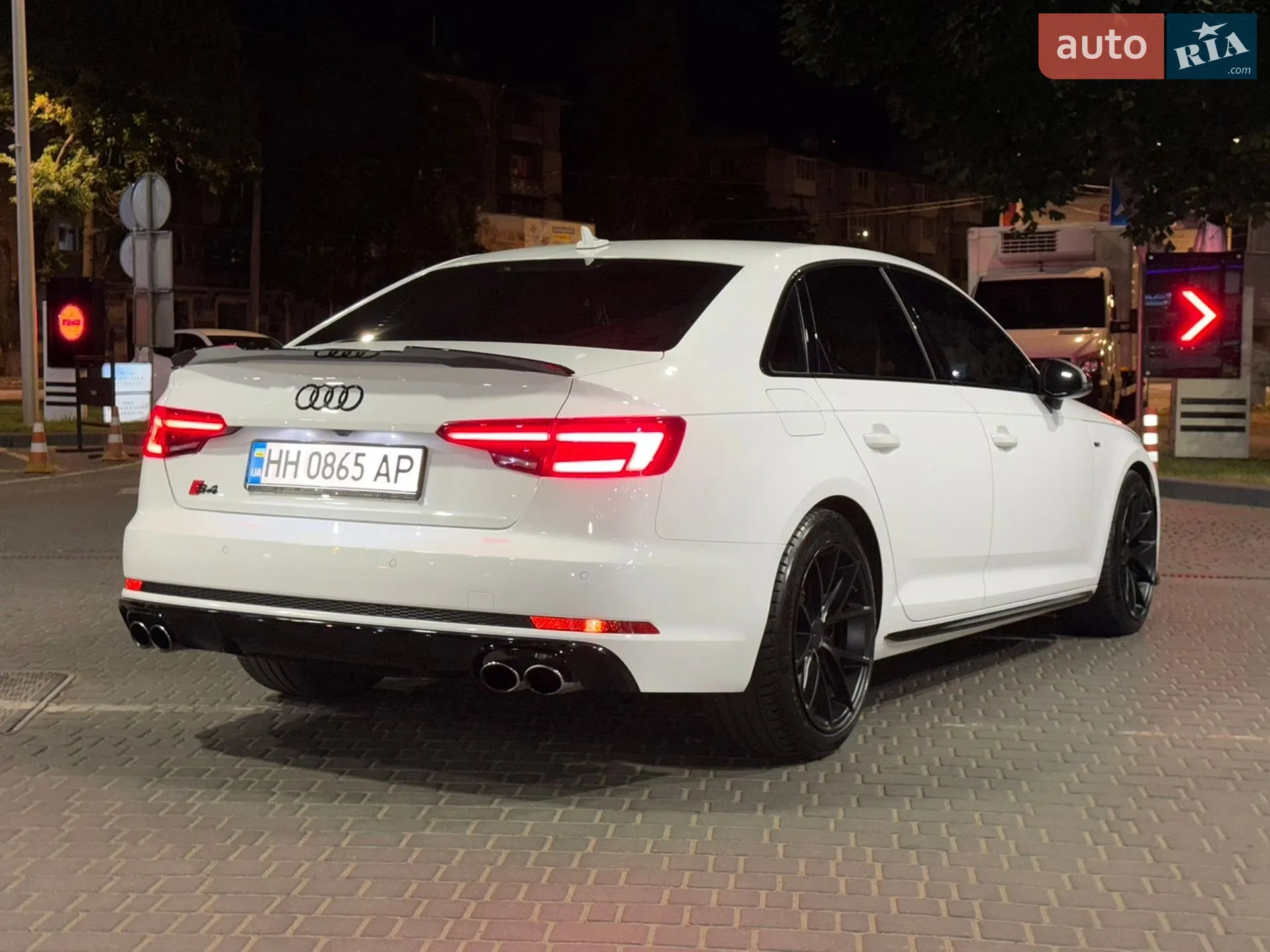 2017 Audi S4 - мініатюра 4