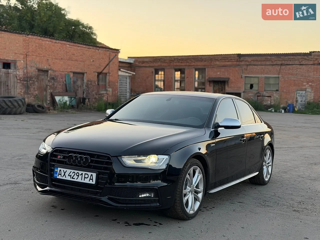 2015 Audi S4 - мініатюра 38