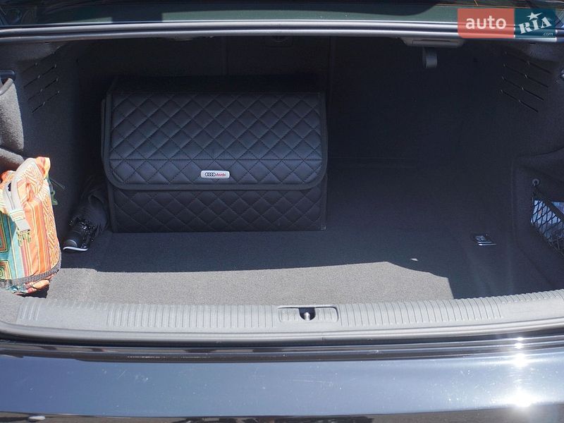 Седан Audi S4 2017 в Києві