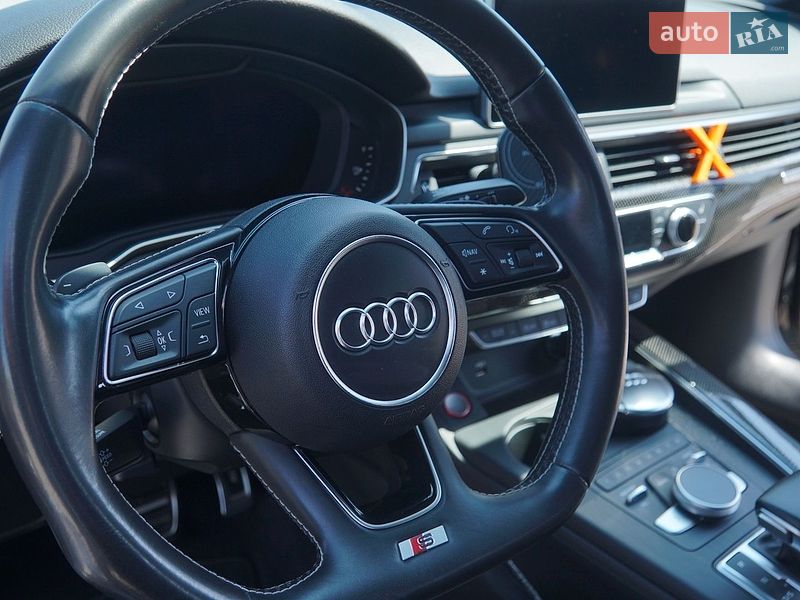 Седан Audi S4 2017 в Києві