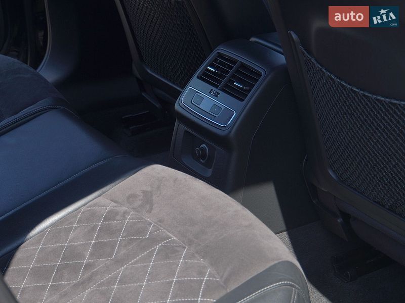Седан Audi S4 2017 в Києві