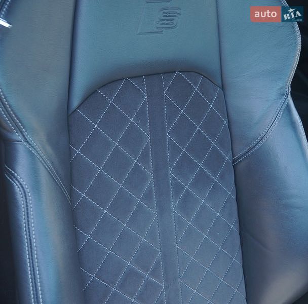 Седан Audi S4 2017 в Києві