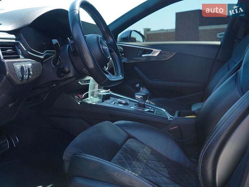 Седан Audi S4 2017 в Києві