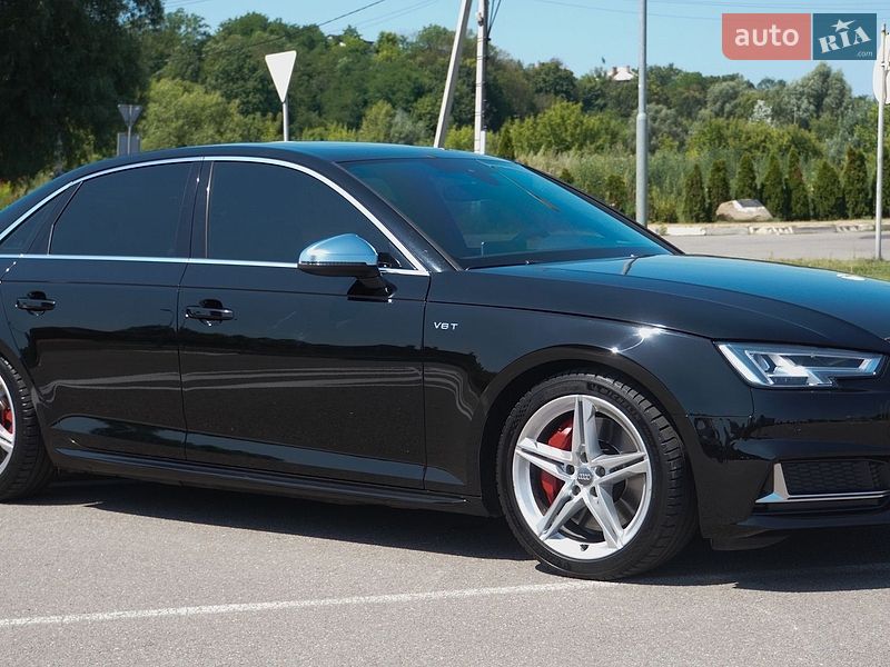 Седан Audi S4 2017 в Києві