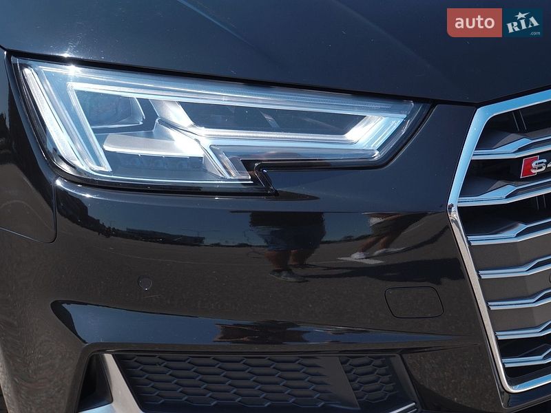 Седан Audi S4 2017 в Києві