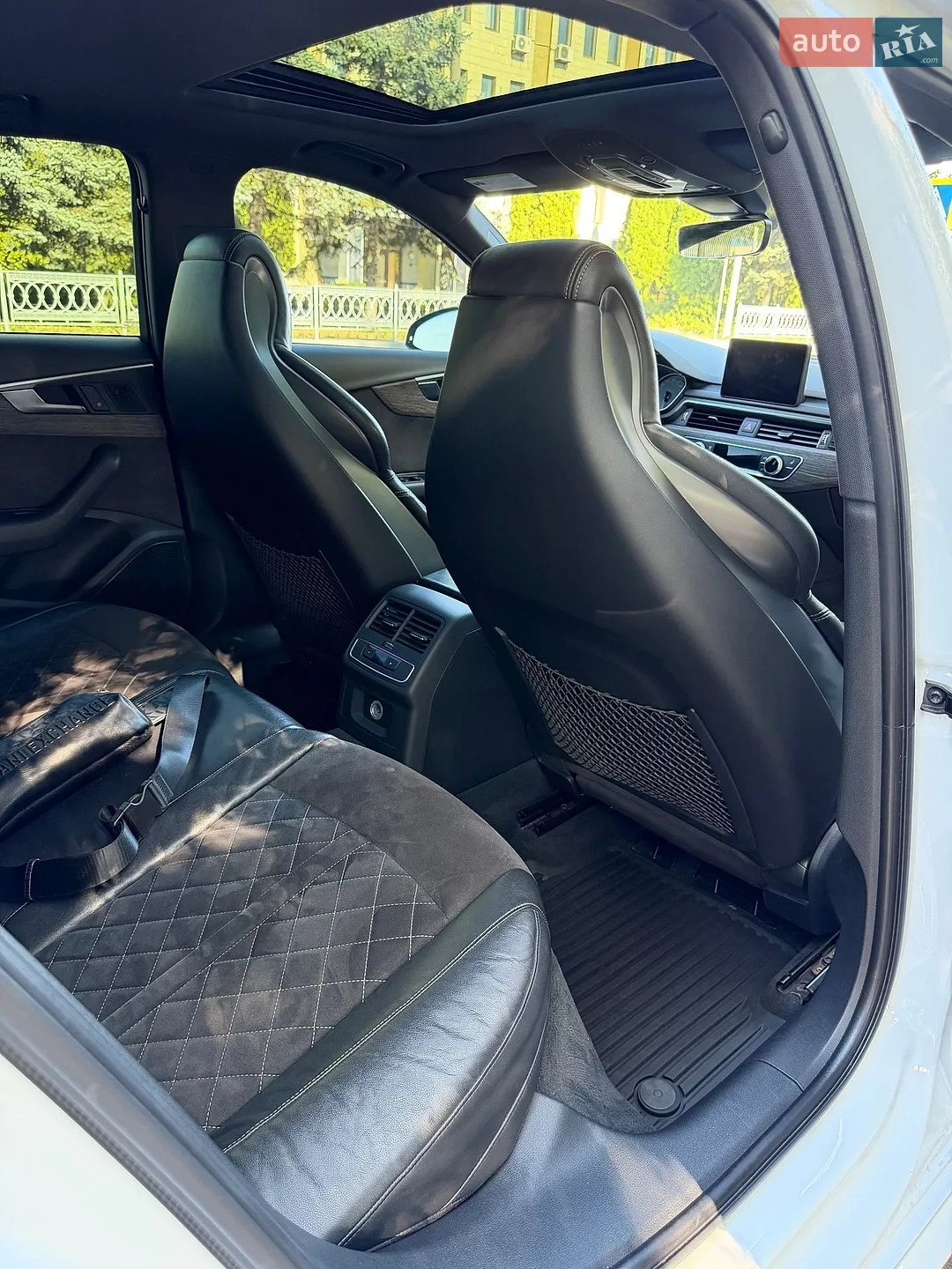 2016 Audi S4 - мініатюра 47