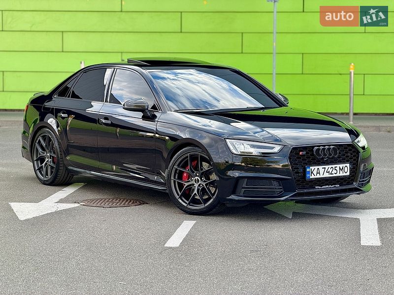 Седан Audi S4 2018 в Києві